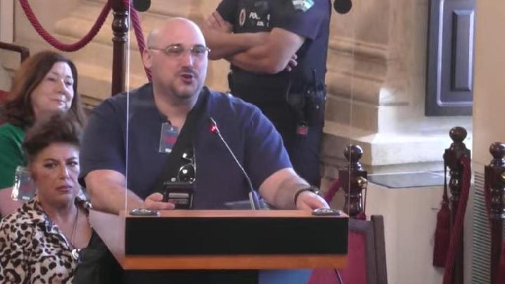 Una foto de la intervención en el Pleno.