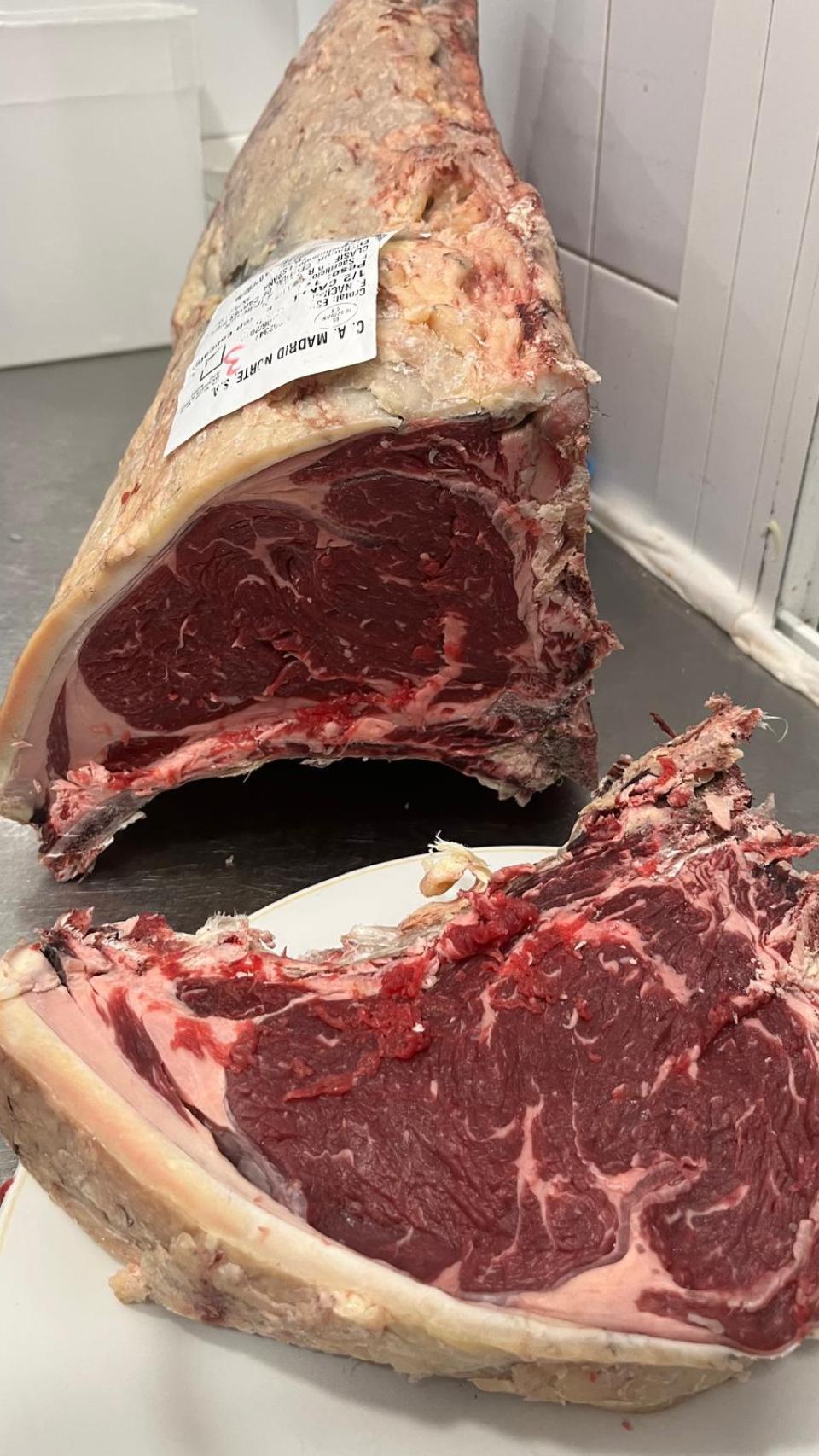 Imagen de la sabrosa carne en el lugar