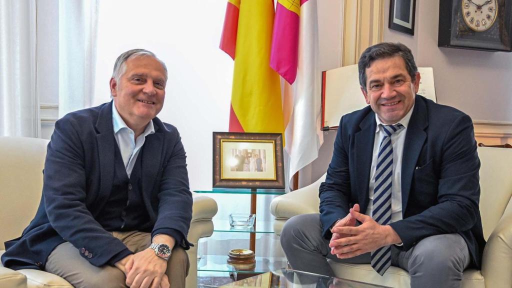 Francisco Cañizares, alcalde de Ciudad Real y Miguel Ángel Valverde, presidente de la Diputación.