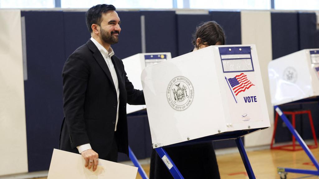Zohran Mamdani durante la jornada electoral.