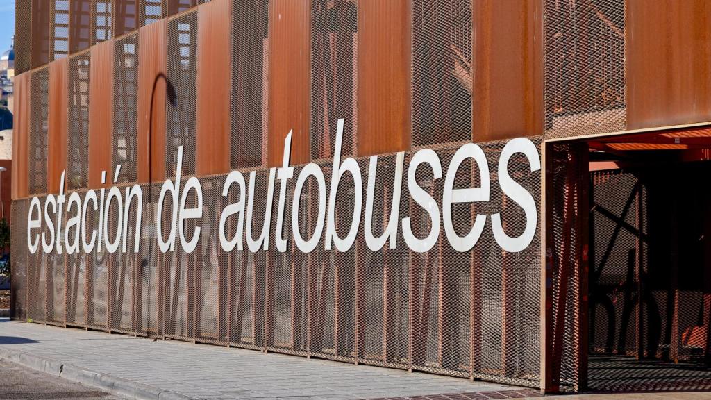Fachada de la estación.