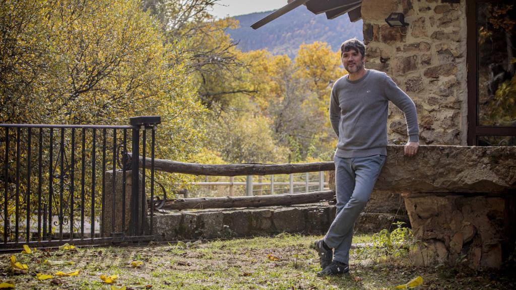 El chef Óscar García en su nueva casa de comidas.