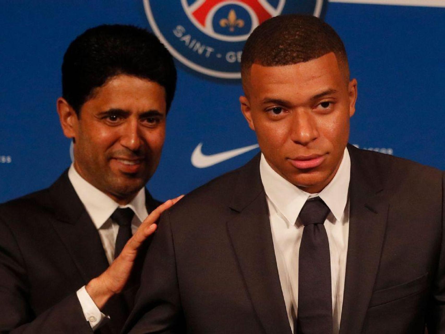 Mbappé, junto a Al Khelaifi.