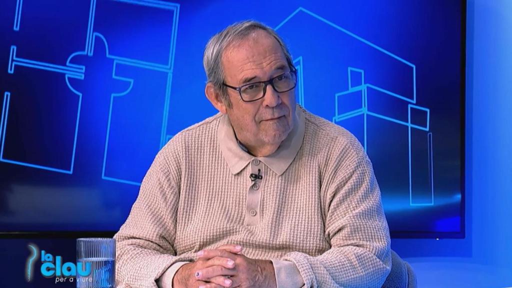 Joan, jubilado y viudo, en el programa 'La clau per a viure' de À Punt. EE