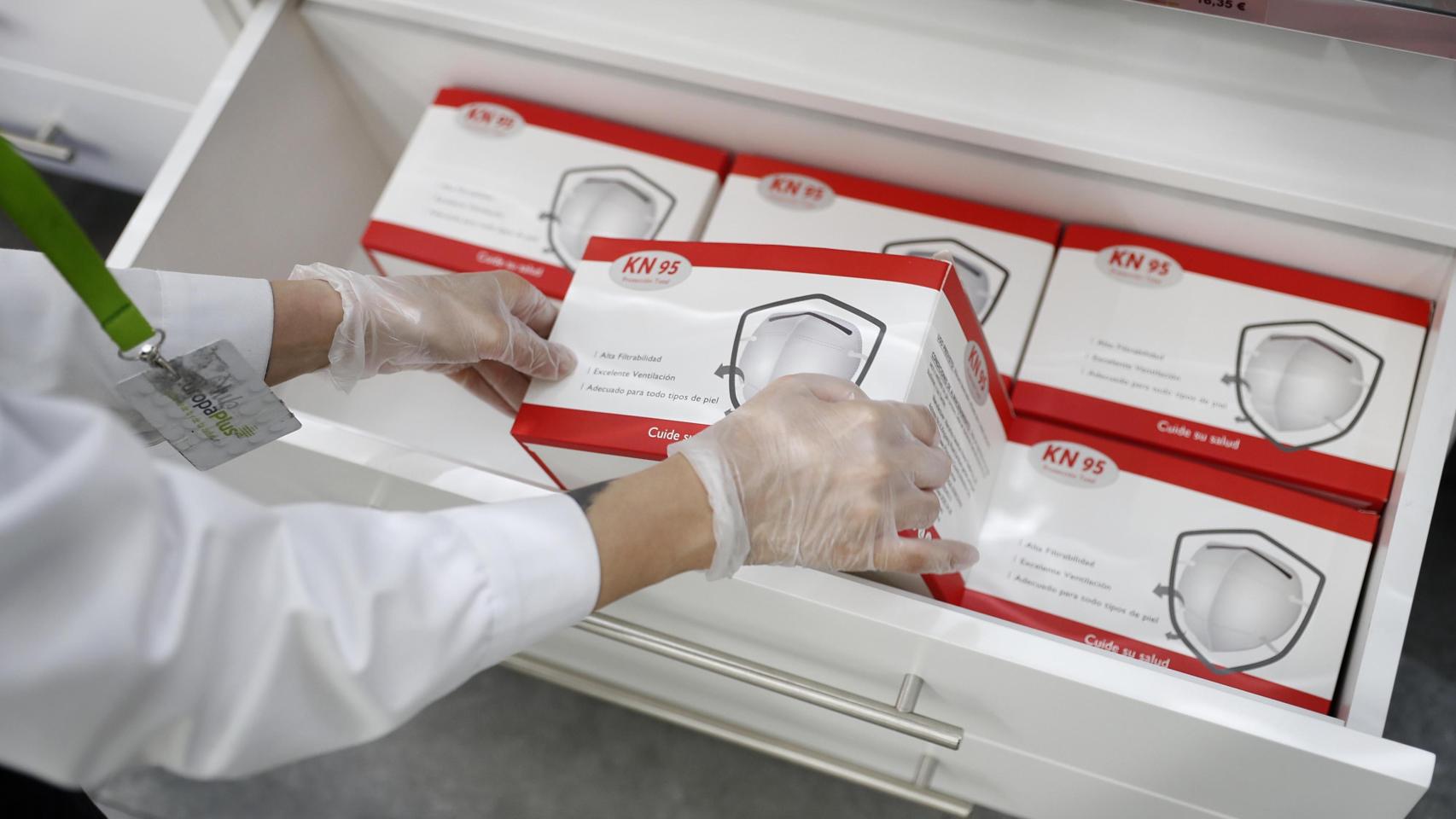 Cajas de mascarillas.