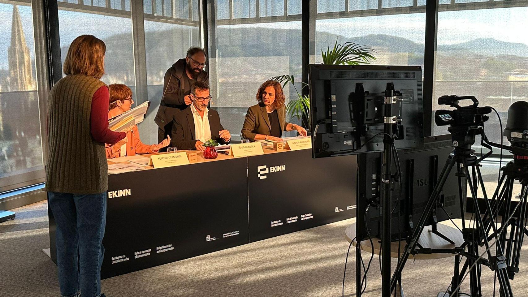 Representantes de Fomento de San Sebastián durante su defensa de la candidatura.