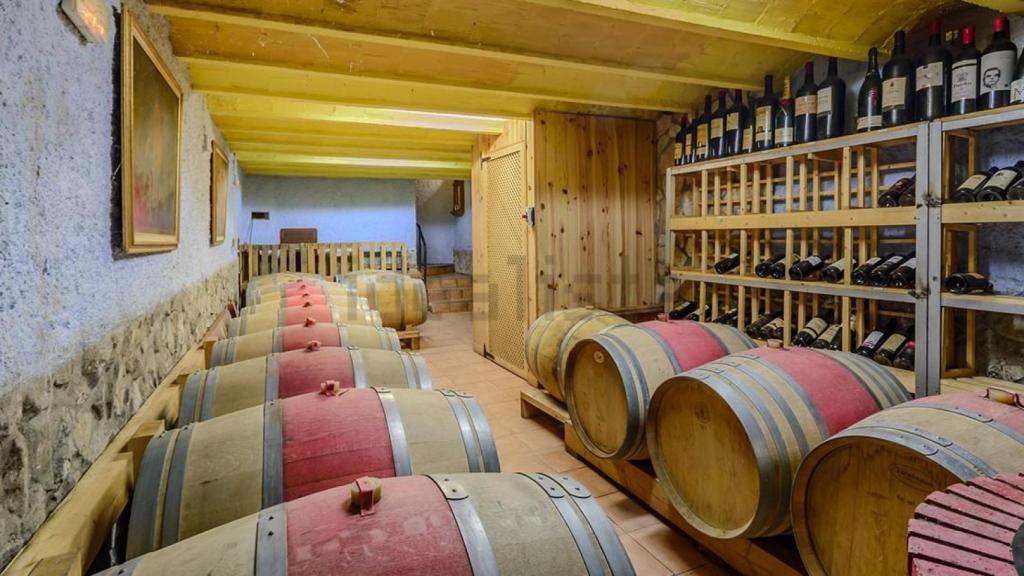 Casa con bodega a la venta en Valladolid anunciada en el portal Idealista.