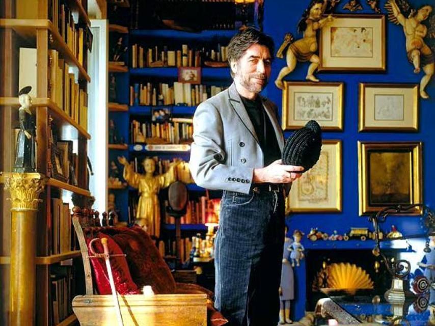 Joaquín Sabina en su casa.
