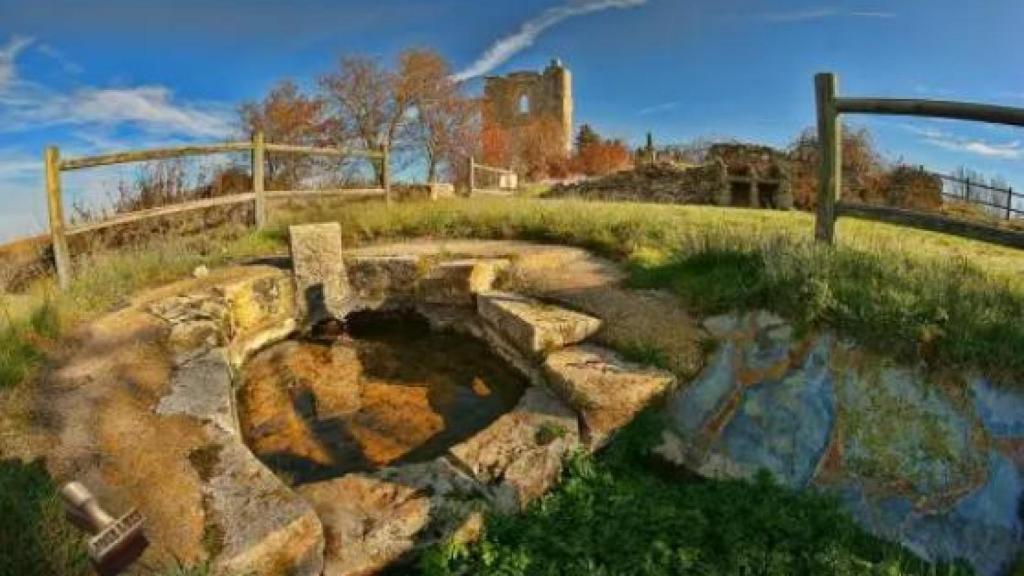 Las ruinas del monasterio de San Jerónimo de Espeja, en el municipio soriano de Guijosa
