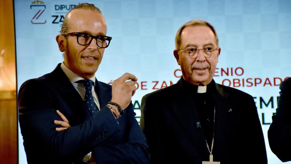 ecónomo de la diócesis de Zamora, José Manuel Chillón y el obispo de Zamora, Fernando Varela