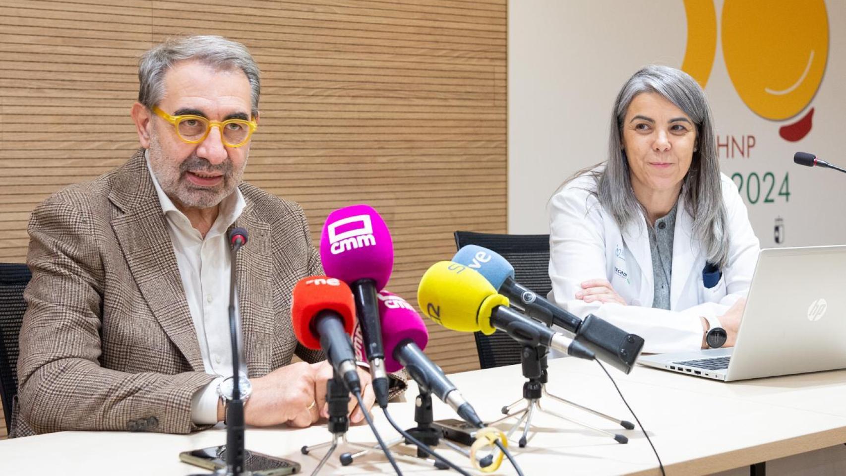 Jesús Fernández Sanz y Mónica Alcobendas han detallado los proyectos que se financiarán con la donación de la Fundación Amancio Ortega.