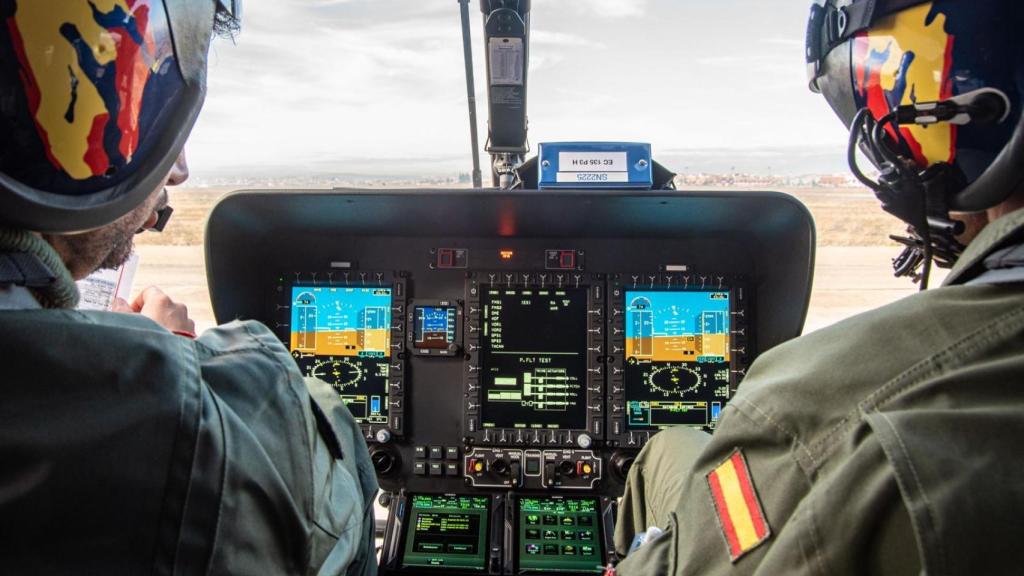 Vuelo con el helicóptero H-135 (HE-26)