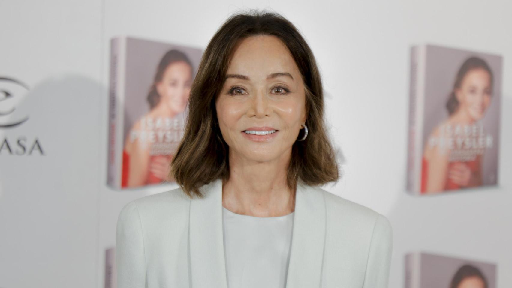 Isabel Preysler en la presentación de su biografía.