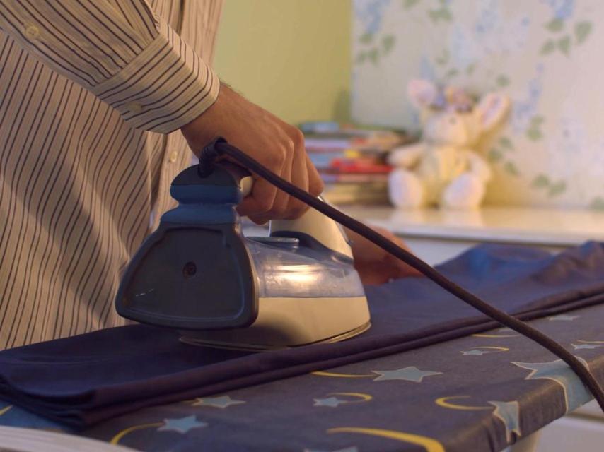 Planchar tiene su técnica para que las prendas queden impolutas.