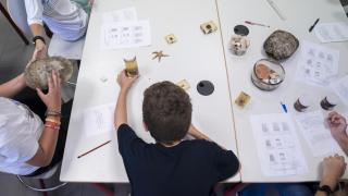 Niños en un colegio.
