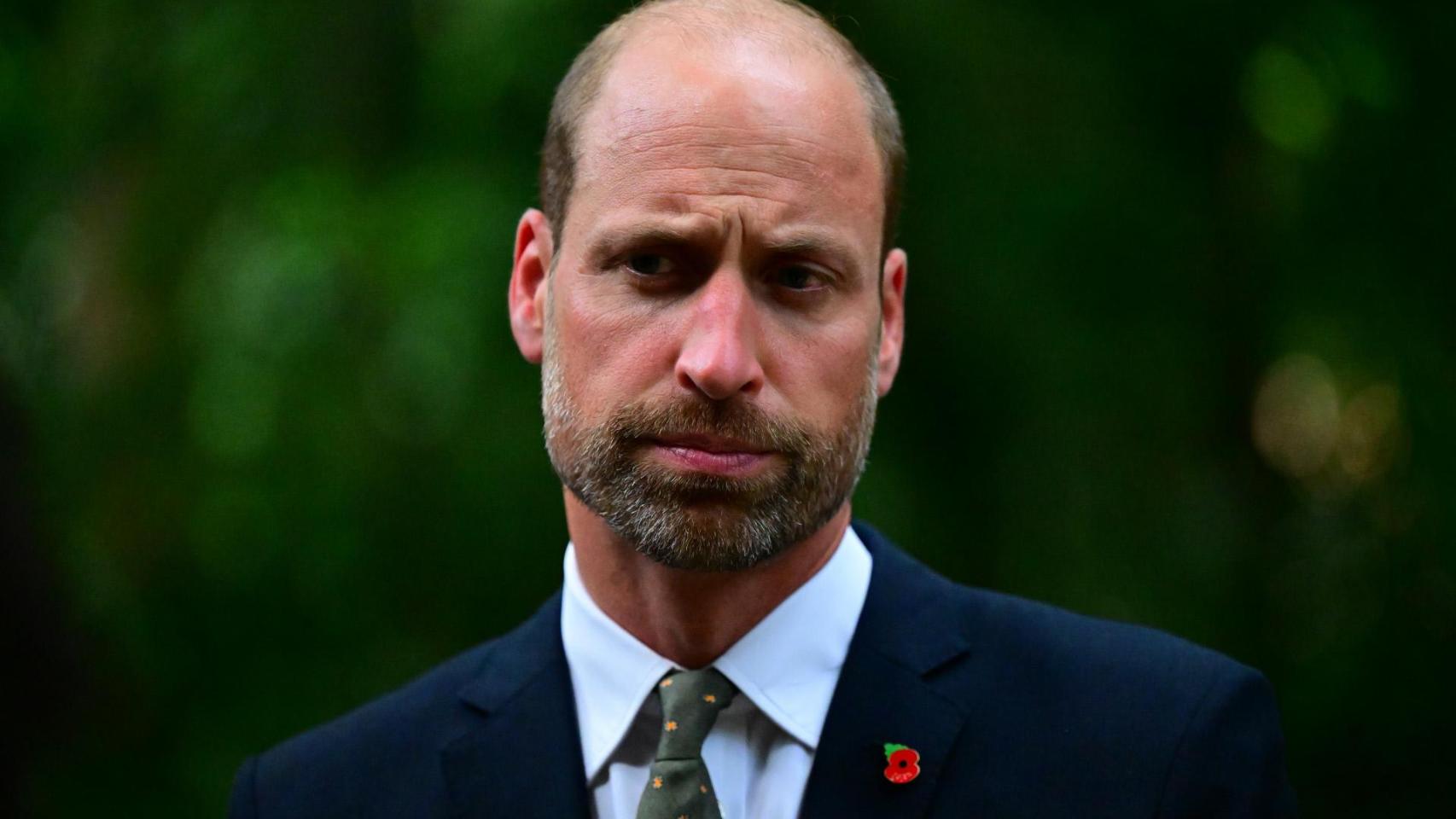 El príncipe Guillermo, en su visita a Río de Janeiro, ha respondido a las preguntas sobre los escándalos del expríncipe Andrés y la actual vida de su hermano, el príncipe Harry, con Meghan Markle.