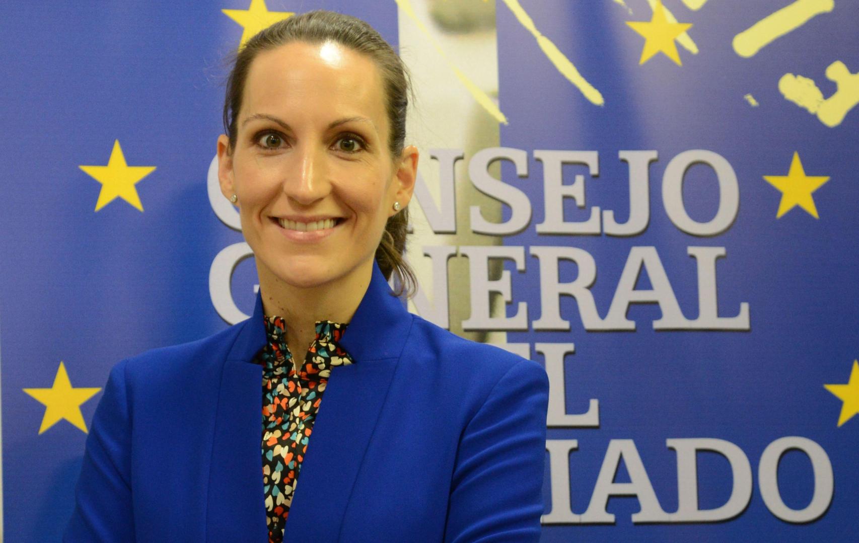 Mar a Teresa Notaria Con 16 A os De Antig edad Tard Unos 2 A os Y mar-a-teresa-notaria-con-16-a-os-de-antig-edad-tard-unos-2-a-os-y