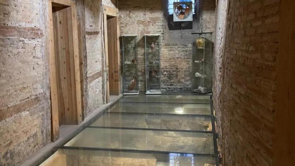 Termas romanas del edificio.