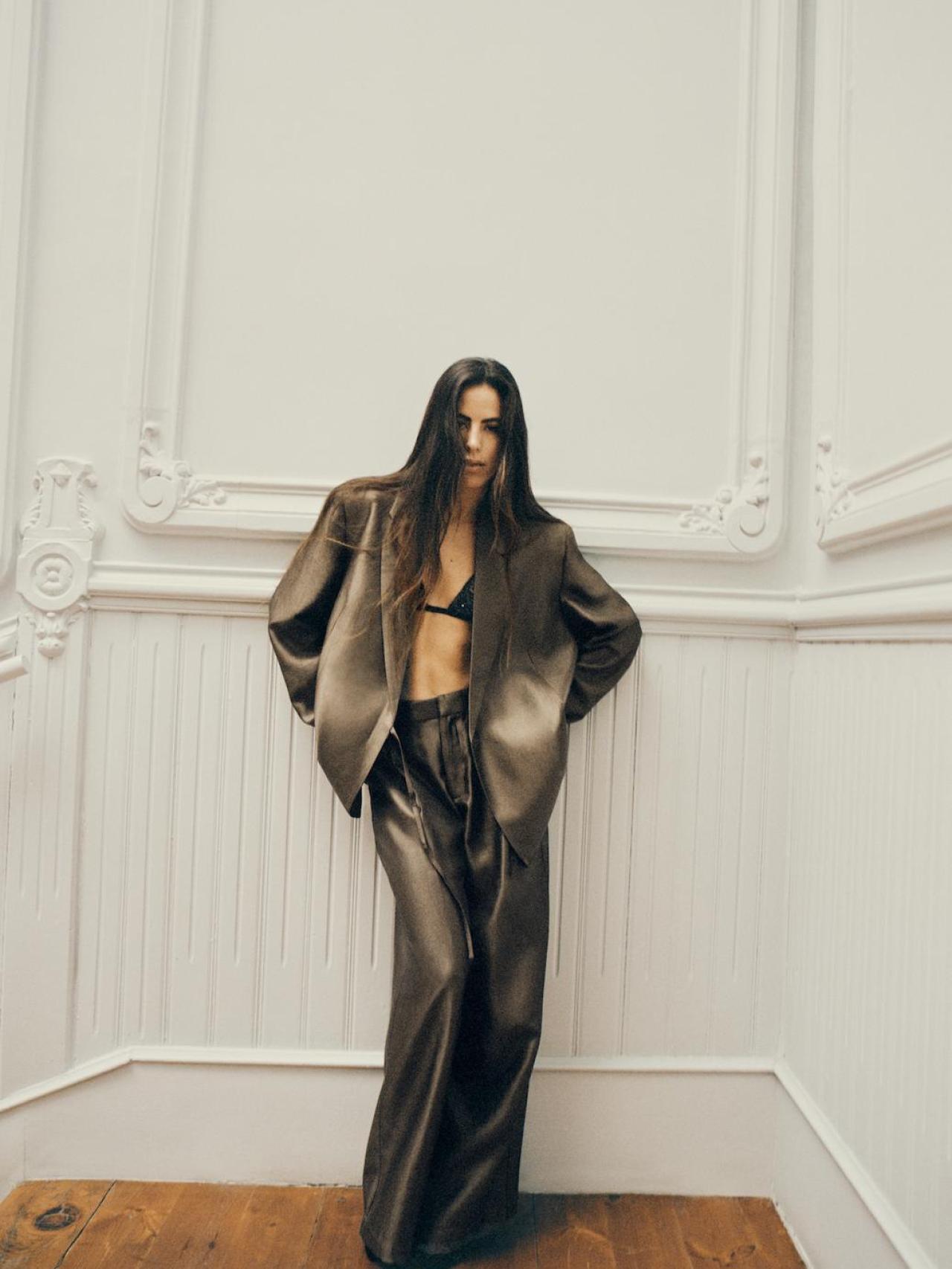 Nina Urgell es la cara de la nueva campaña de Pull&Bear.