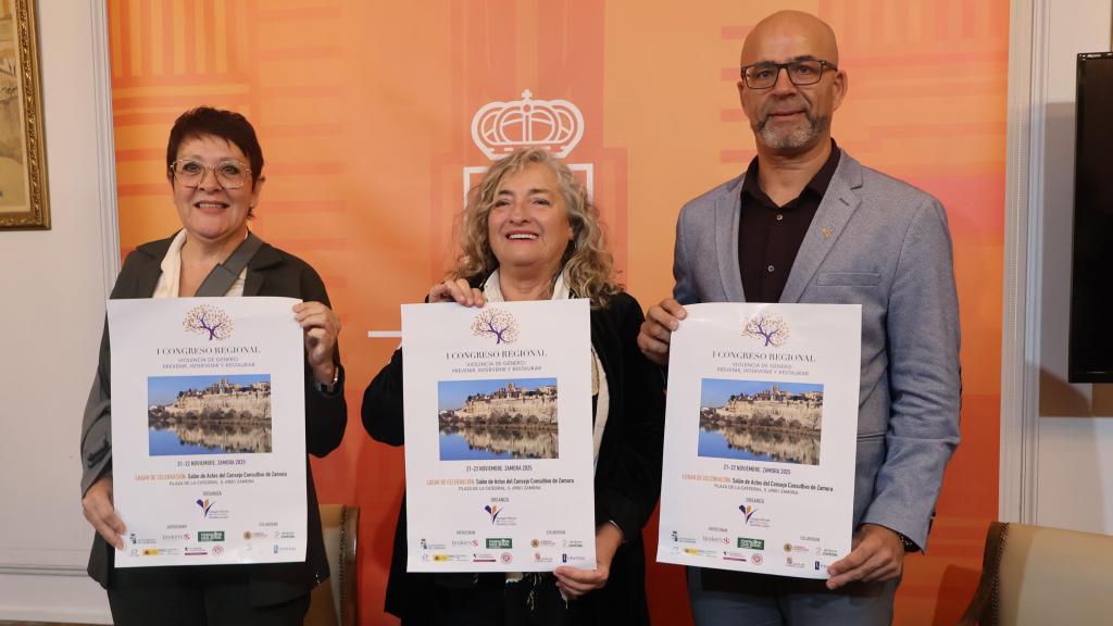 Luisa Velasco, Auxiliadora Fernández y David Cortejoso