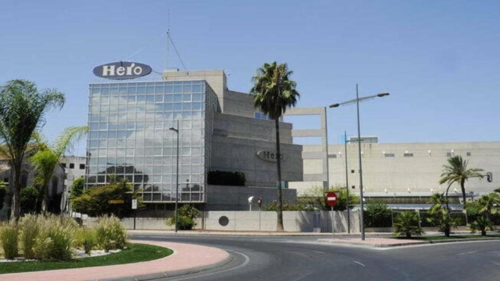 El domicilio donde fue detenido Bayron, este miércoles, se ubica en una calle próxima a la fábrica de la Hero en Alcantarilla.