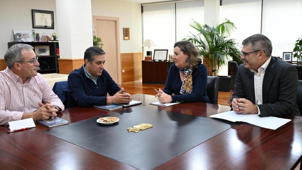 Reunión Junta - CCOO. Foto: JCCM.