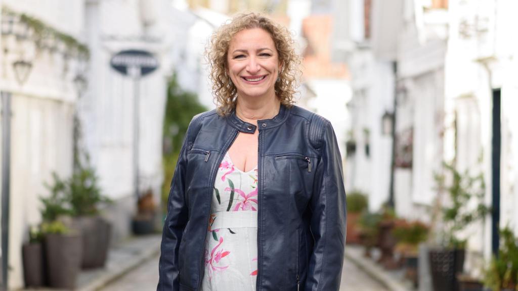 Ana Morales, psicóloga general sanitaria especializada en obesidad, atracones y bulimia.