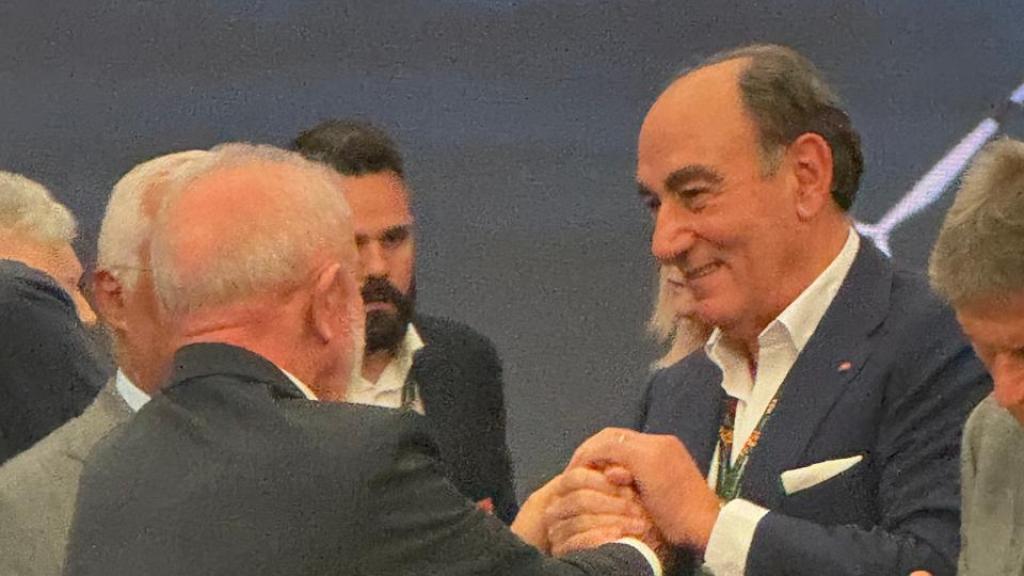 Ignacio Galán, presidente de Iberdrola, con Luiz Inácio Lula da Silva, presidente de Brasil, en la COP30.