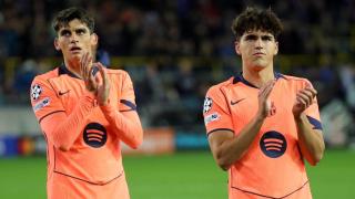 Gerard Martín y Pau Cubarsí, tras el empate frente al Brujas.