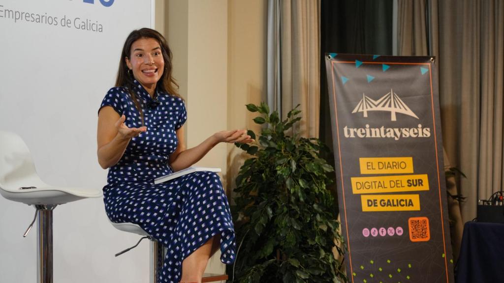 La periodista y activista Ana de Santos Gilsanz, autora de 'Vivir sin huella'.