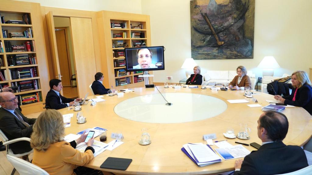 Almeida preside desde Buenos Aires la reunión de la Junta del Ayuntamiento de Madrid este jueves.