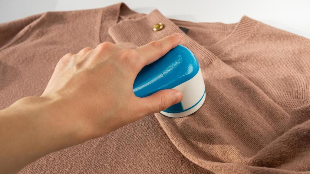 Las máquinas para quitar bolitas son muy económicas.