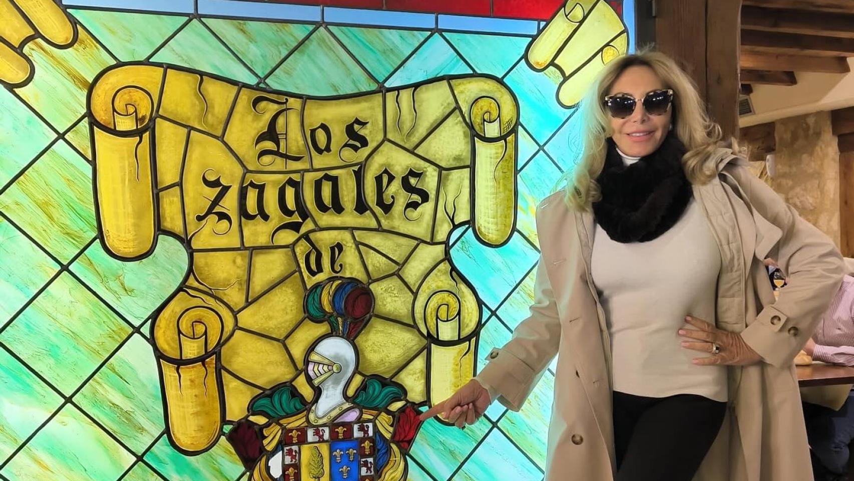 Norma Duval en el restaurante Los Zagales