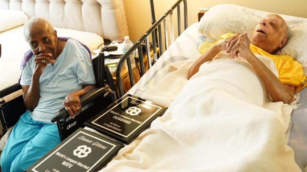 Eleanor (107 años) y su esposo Lyle (108) ostentan el récord de la pareja más longeva del mundo con 83 años de matrimonio.