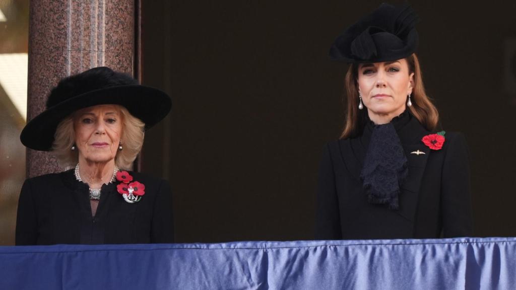 La reina Camilla y Kate Middleton, en la celebración del Día del Recuerdo, en Londres, el sábado 9 de noviembre.