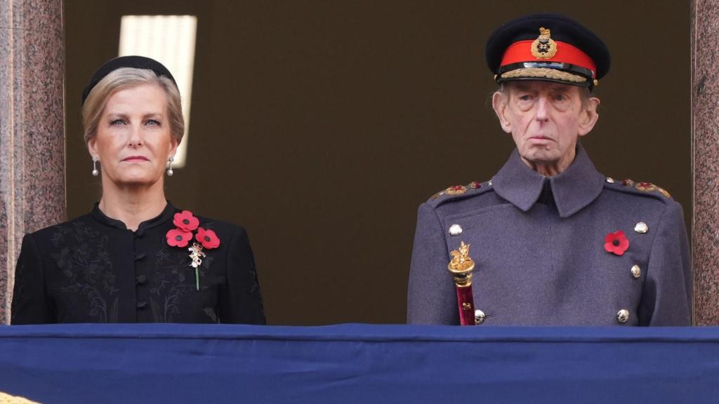La duquesa Sofía de Edimburgo y el duque de Kent, en el Día del Recuerdo.