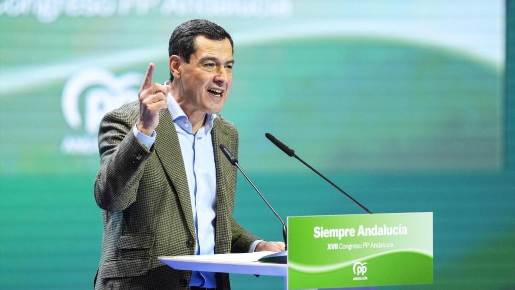 Juanma Moreno, este domingo en el cierre del XVII Congreso del PP de Andalucía en Sevilla.