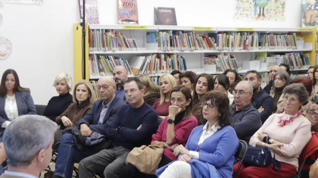 La viceconsejera Mar Torrecilla y el delegado provincial de Educación en Toledo, José Gutiérrez, entre el público.