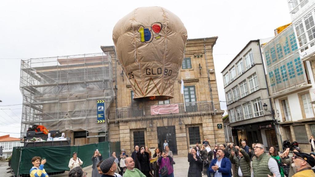 Momento del homenaje de la Fundación Globo de San Roque de Betanzos.
