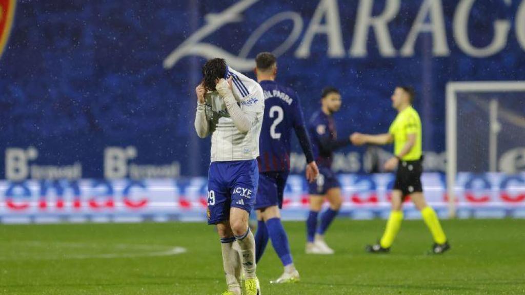 El Real Zaragoza en el partido frente al Eldense en la 2024/25.