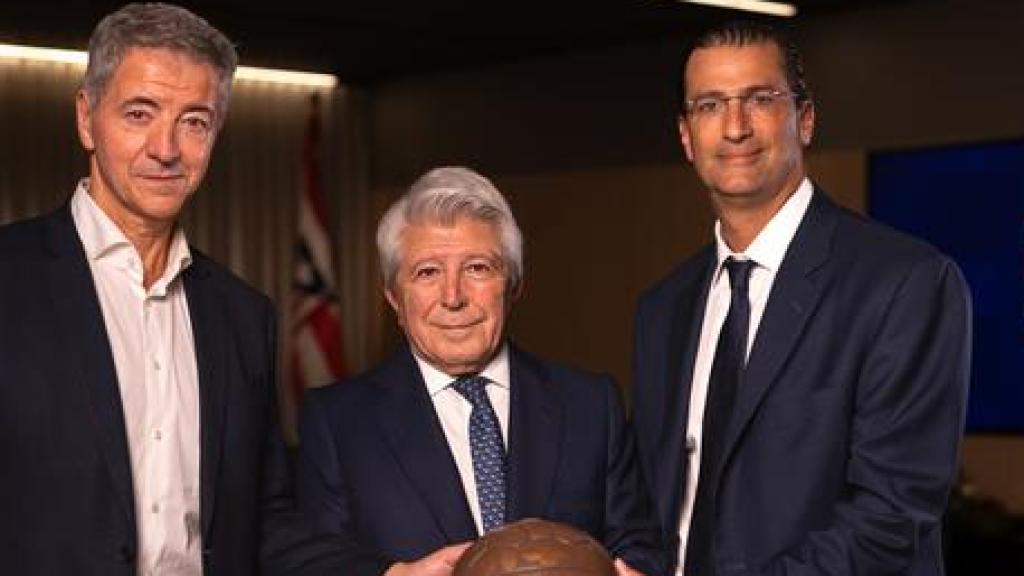 Miguel Ángel Gil Marín, Enrique Cerezo y Robert Givone, socio de Apollo y co-gestor de ASC.