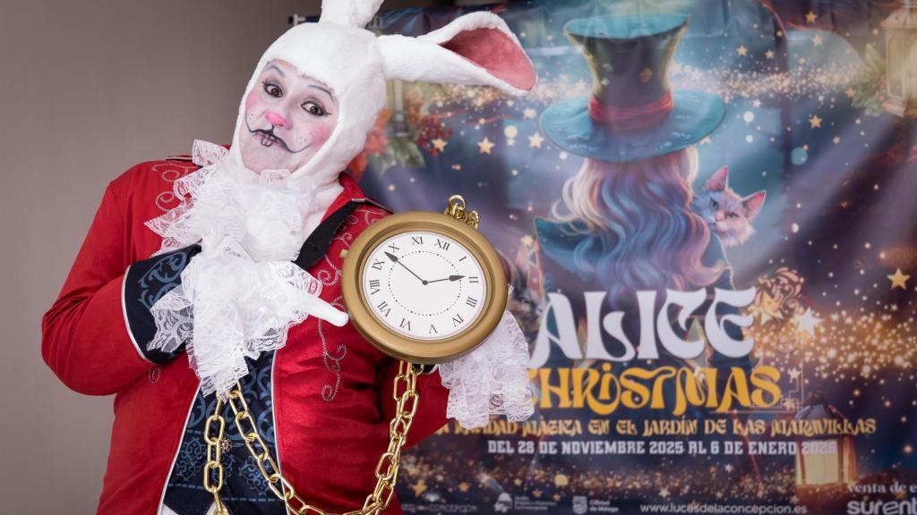 Una imagen del conejo blanco.