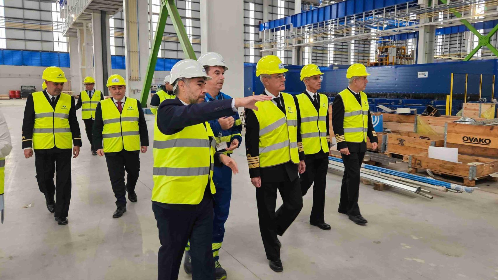 Visita del almirante jefe del Estado Mayor de la Armada (AJEMA), Antonio Piñeiro Sánchez, a Navantia.