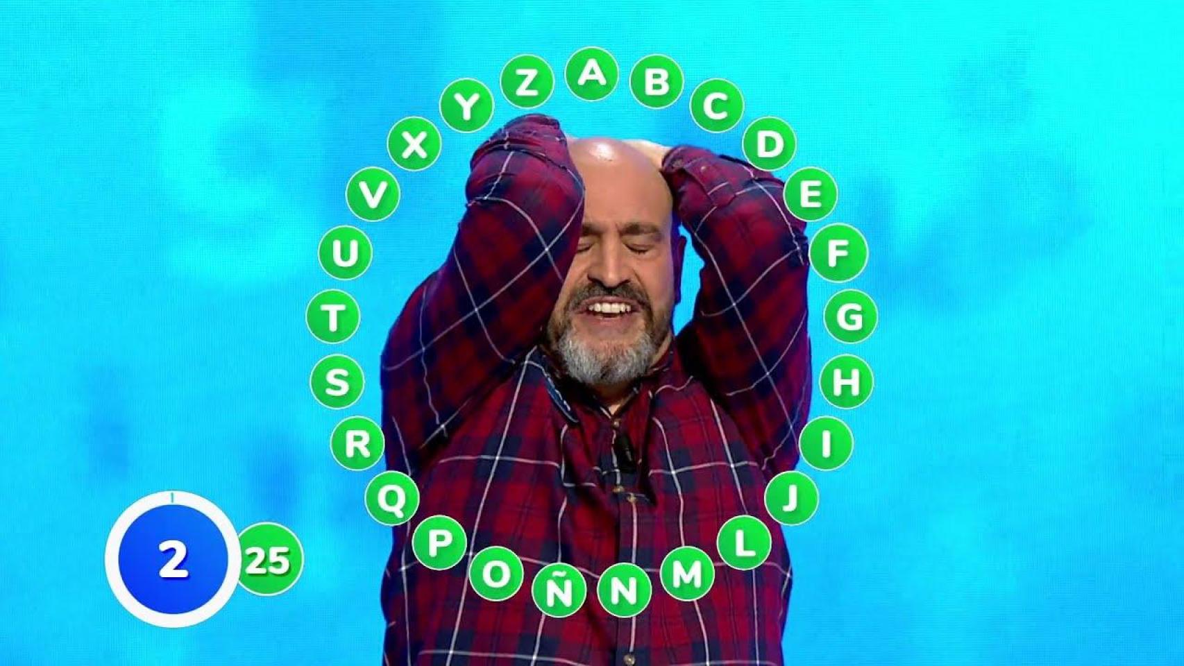 Óscar Díaz, justo en el momento de resolver el Rosco de 'Pasapalabra' el 15 de mayo de 2024.