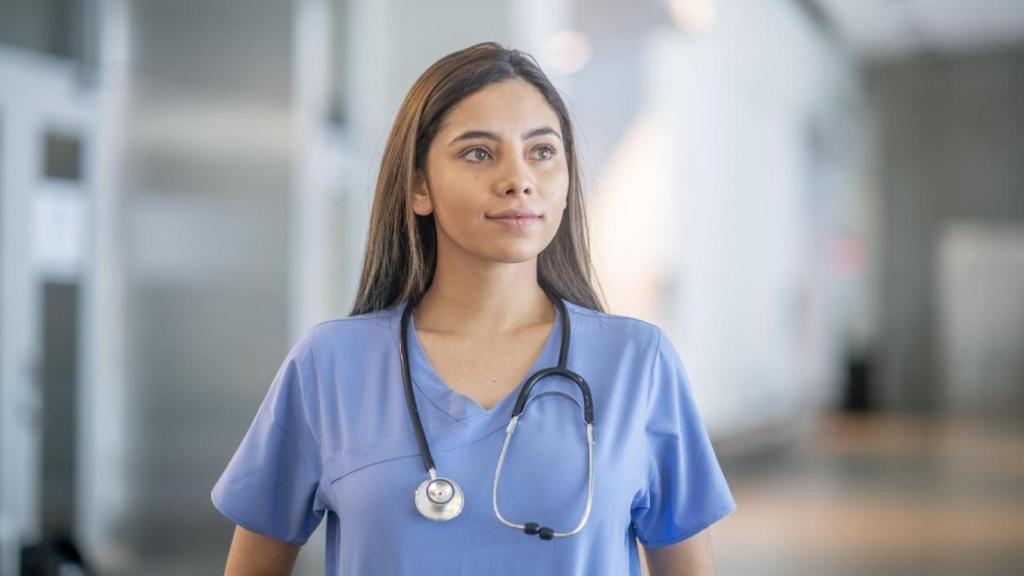 Una enfermera en un hospital.