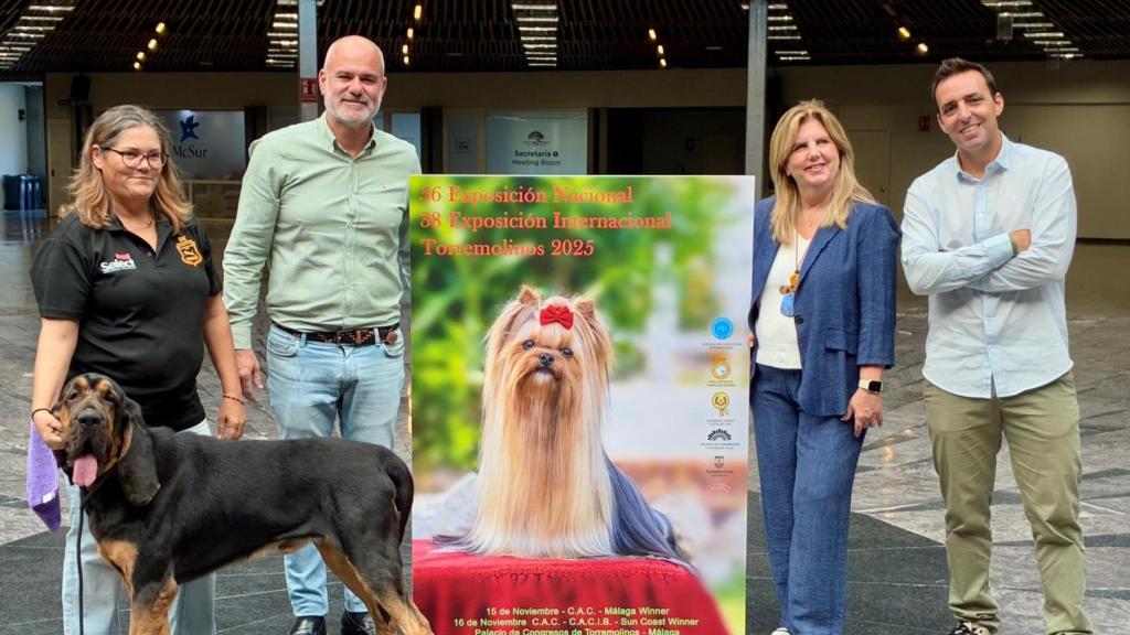 La presentación de la feria internacional del perro en Torremolinos.