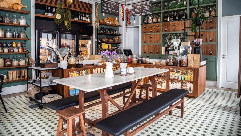 El interior de Prado Wine Bar.