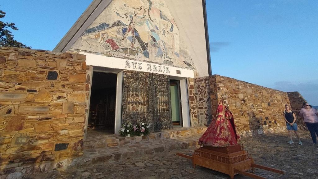 Ermita de la patrona de Horcajo de los Montes (Ciudad Real). Foto: Hermandad Virgen de Guadalupe.
