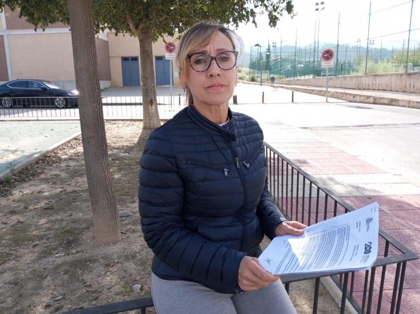 Ana María, este miércoles, con la denuncia que ha presentado por el intento de secuestro de su nieta en el Colegio San Félix de Zarandona.