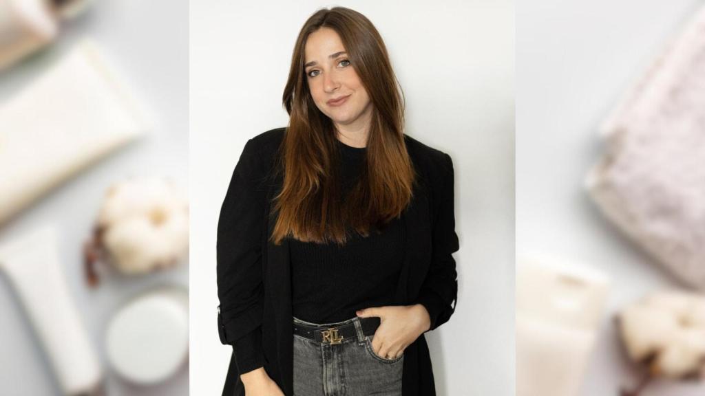 Andrea Laguna, experta en dermocosmética y asesora de belleza en Perfumerías Laguna. EE